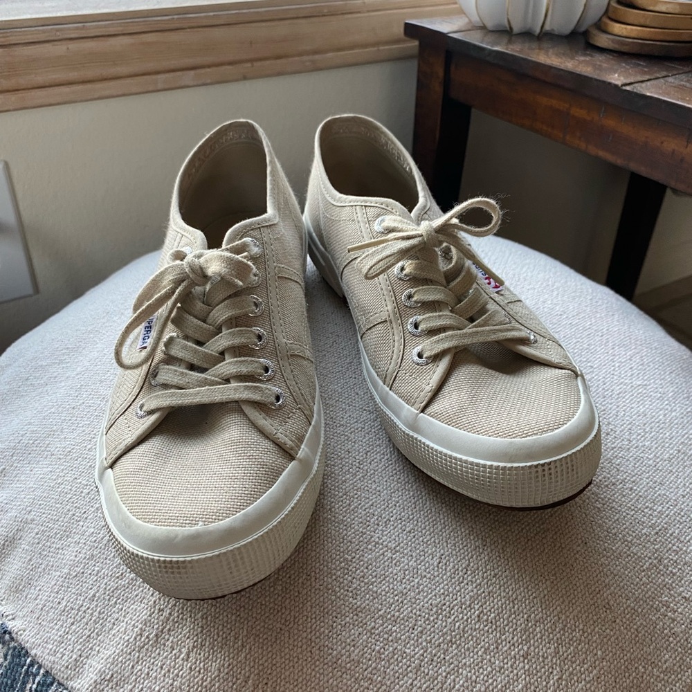 Superga size 39
